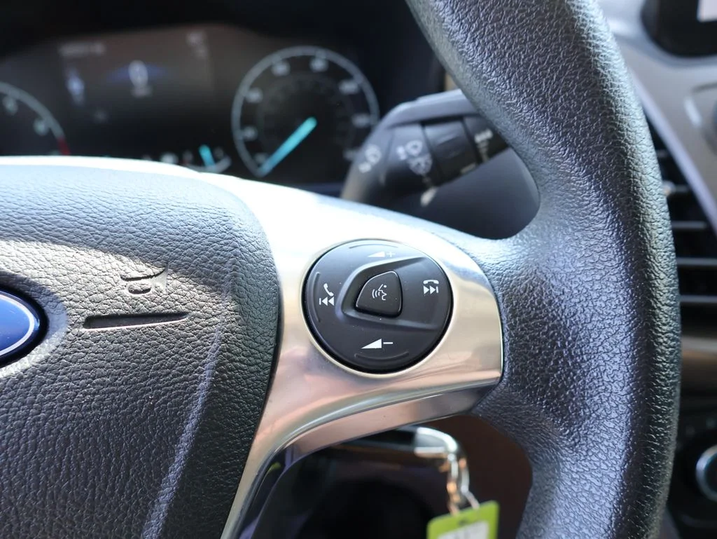 Used 2020 White Ford XL image 23