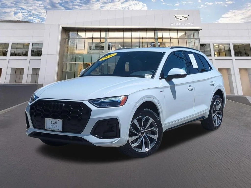 2024 Audi Q5 45 Premium's photo