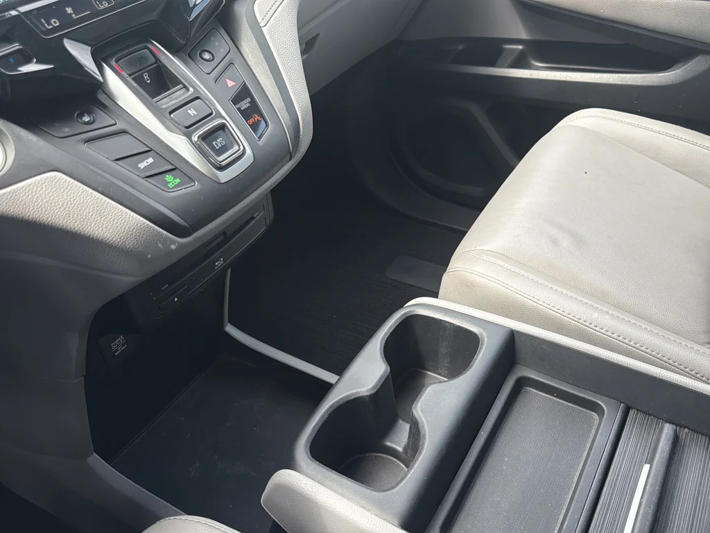 Used 2019  Honda EX-L image 22