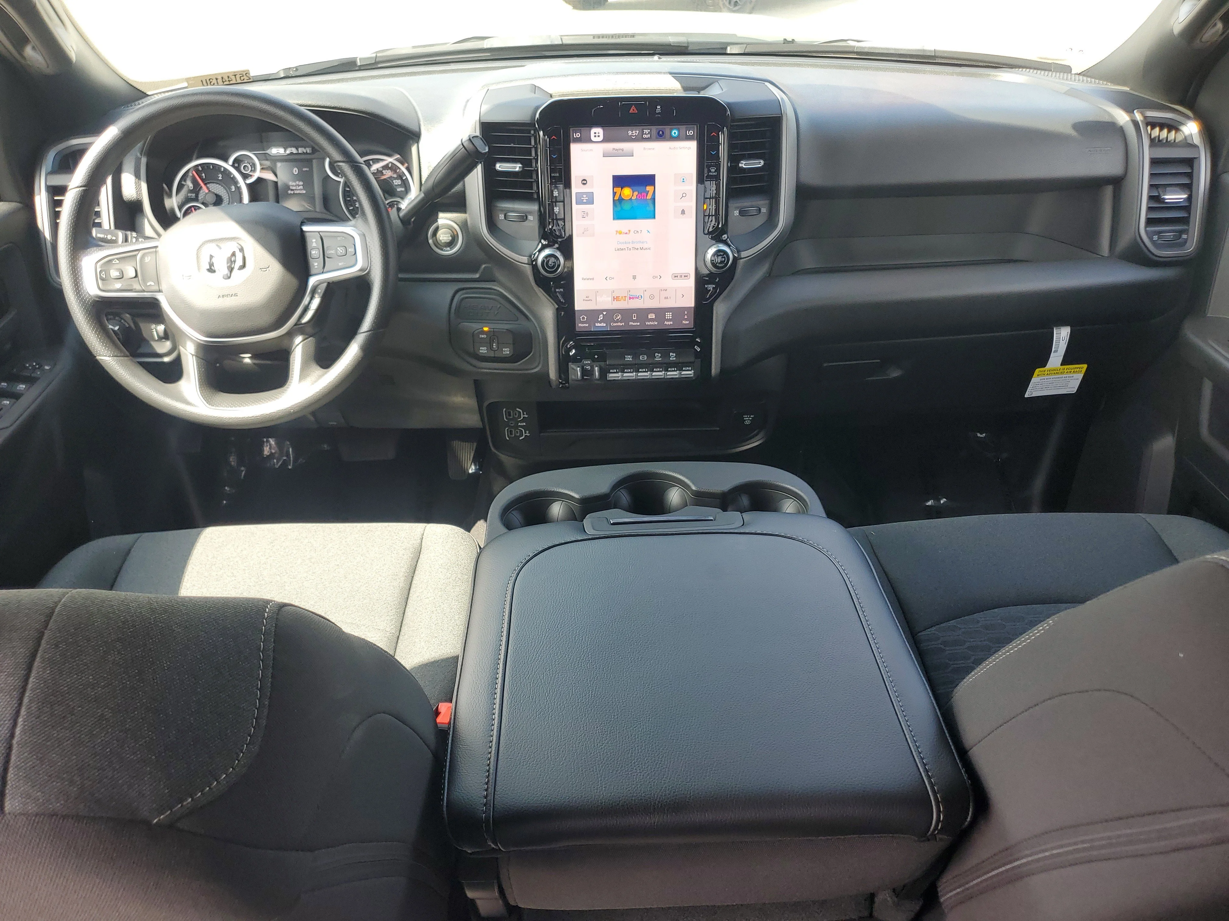 2025 RAM Ram 2500 Pickup Tradesman - Photo 17