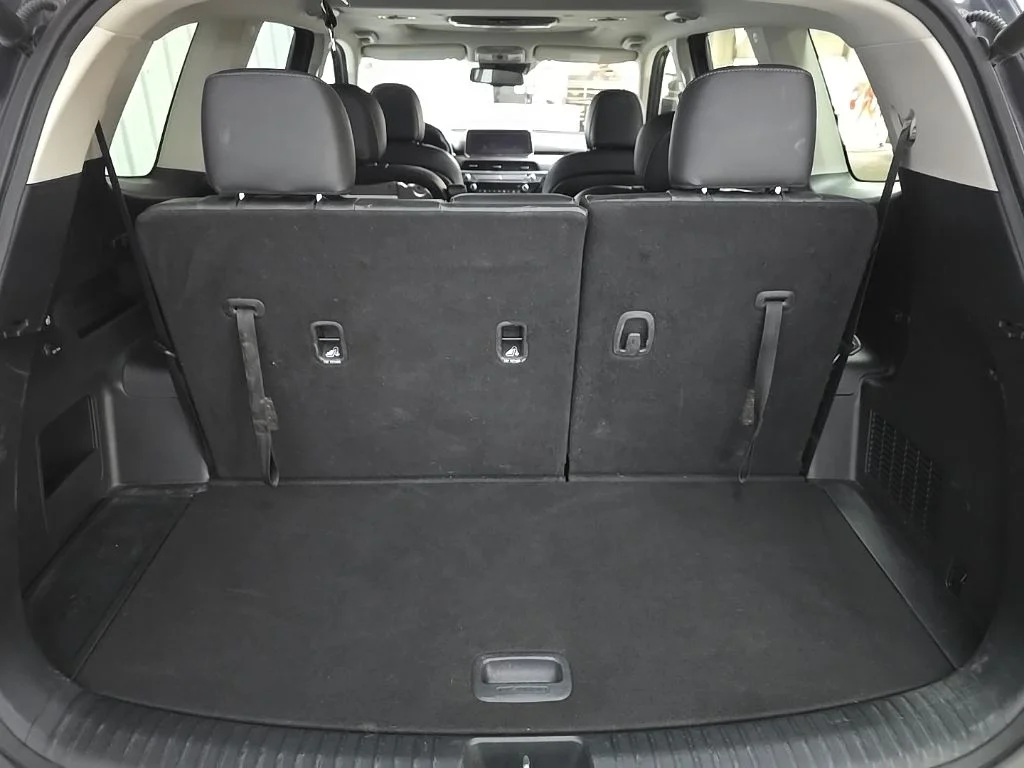 Used 2021 Gray Kia EX image 12