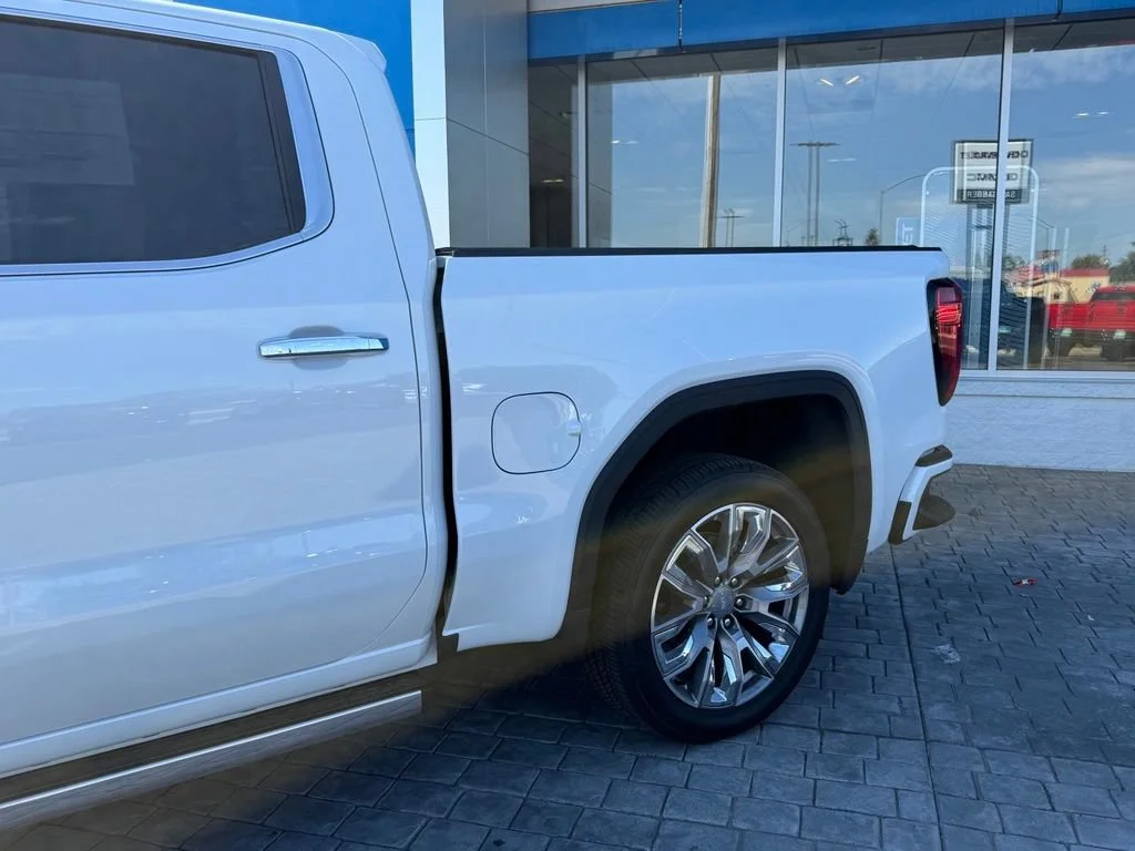 2026 GMC Sierra 1500 Denali - Photo 6