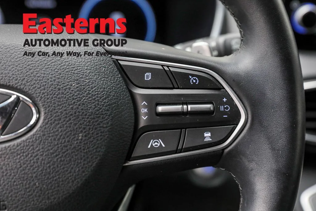 Used 2022 Gray Hyundai SEL image 16