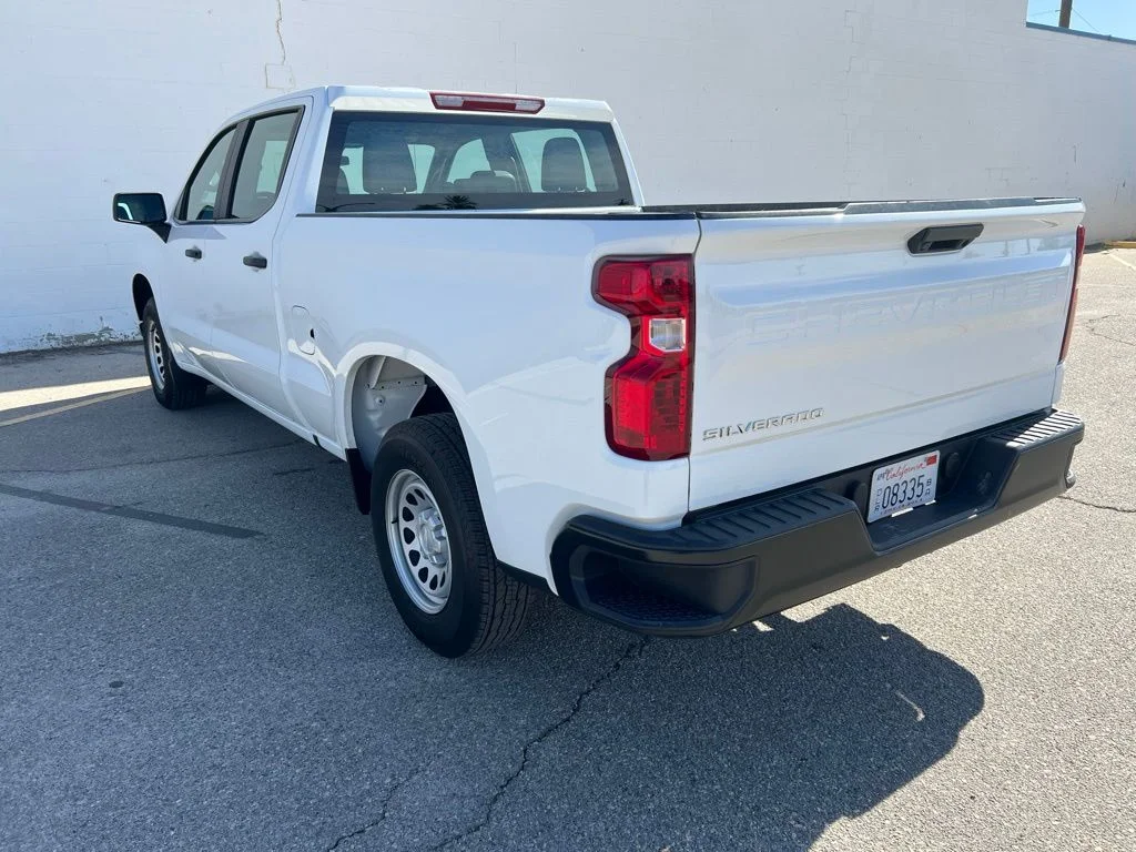 Used 2025 Summit White Chevrolet WT image 9