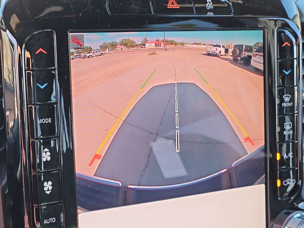 2025 RAM 3500 Big Horn - Photo 16