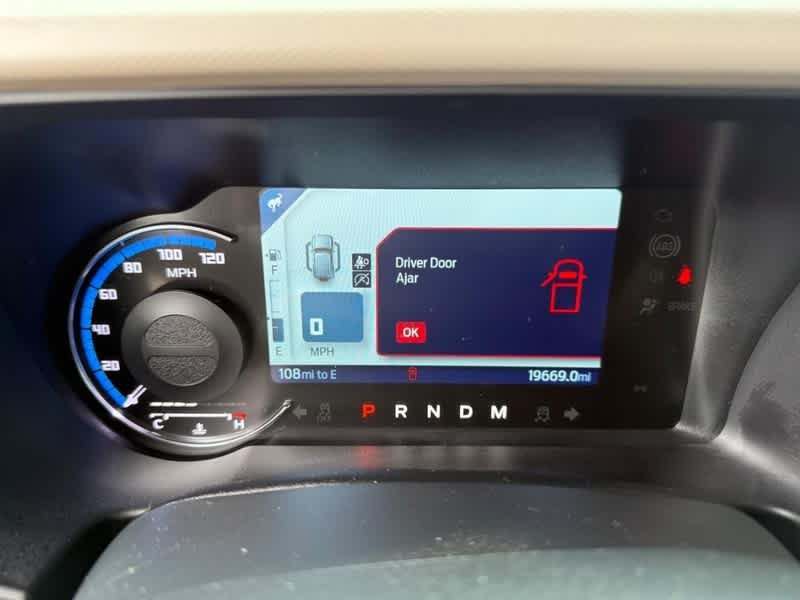 Used 2023 Oxford White Ford Wildtrak image 22