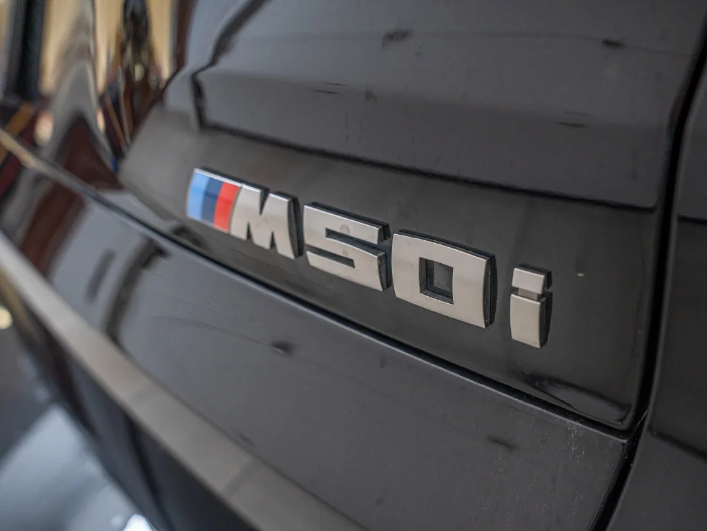 Used 2020 Black Sapphire Metallic BMW M50i image 20