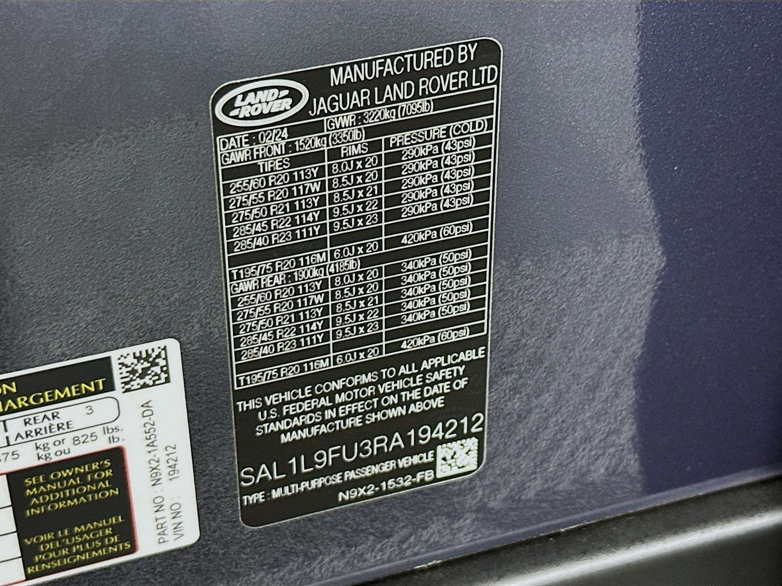 Used 2024 Varesine Blue Metallic Land Rover Dynamic SE image 34