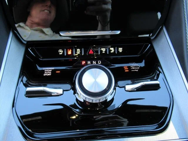 New 2026 High Gloss Black Exterior Paint Jeep Limited Reserve image 26