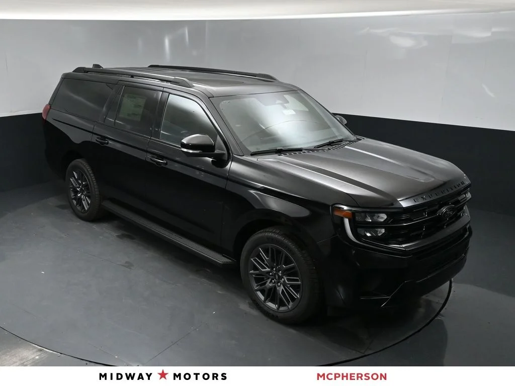 New 2026 Black Ford Platinum image 1