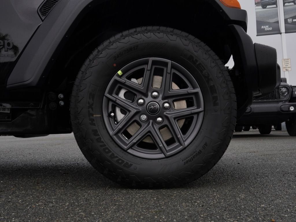 New 2026 Black Clear-Coat Exterior Paint Jeep Sport image 9