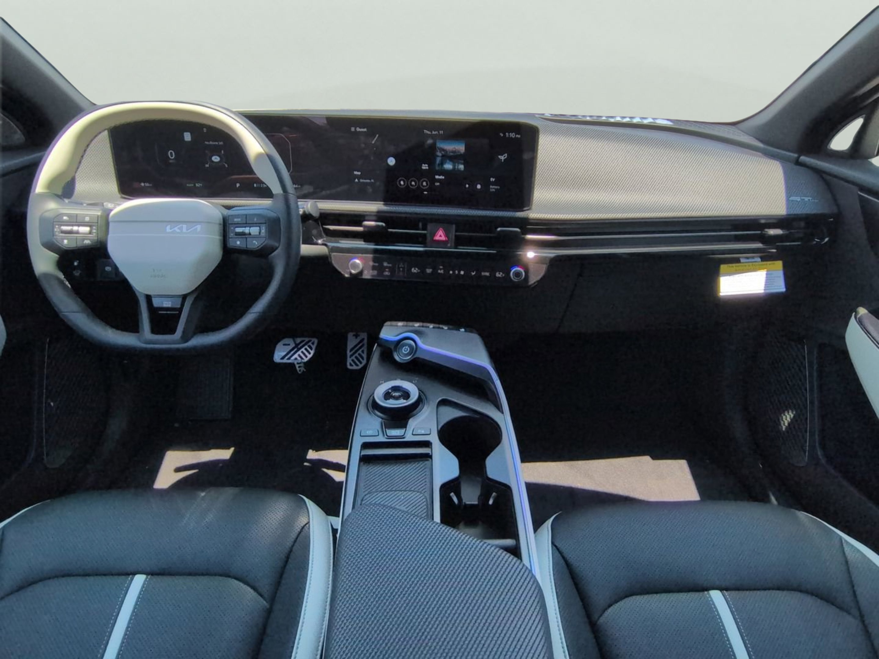 New 2026 Glacier White Pearl/Black Roof Kia GT-Line image 14