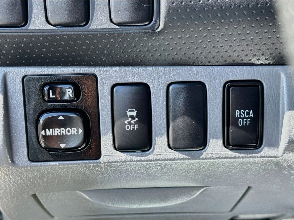 Used 2014 Silver Toyota Base image 10