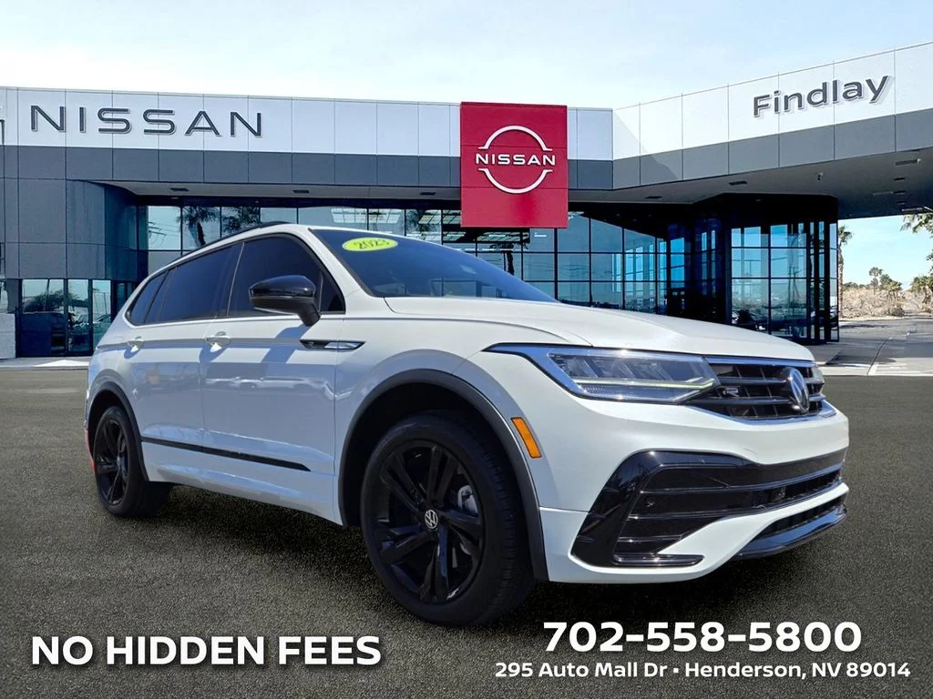 2023 Volkswagen Tiguan 2.0T SE R-Line Black's photo
