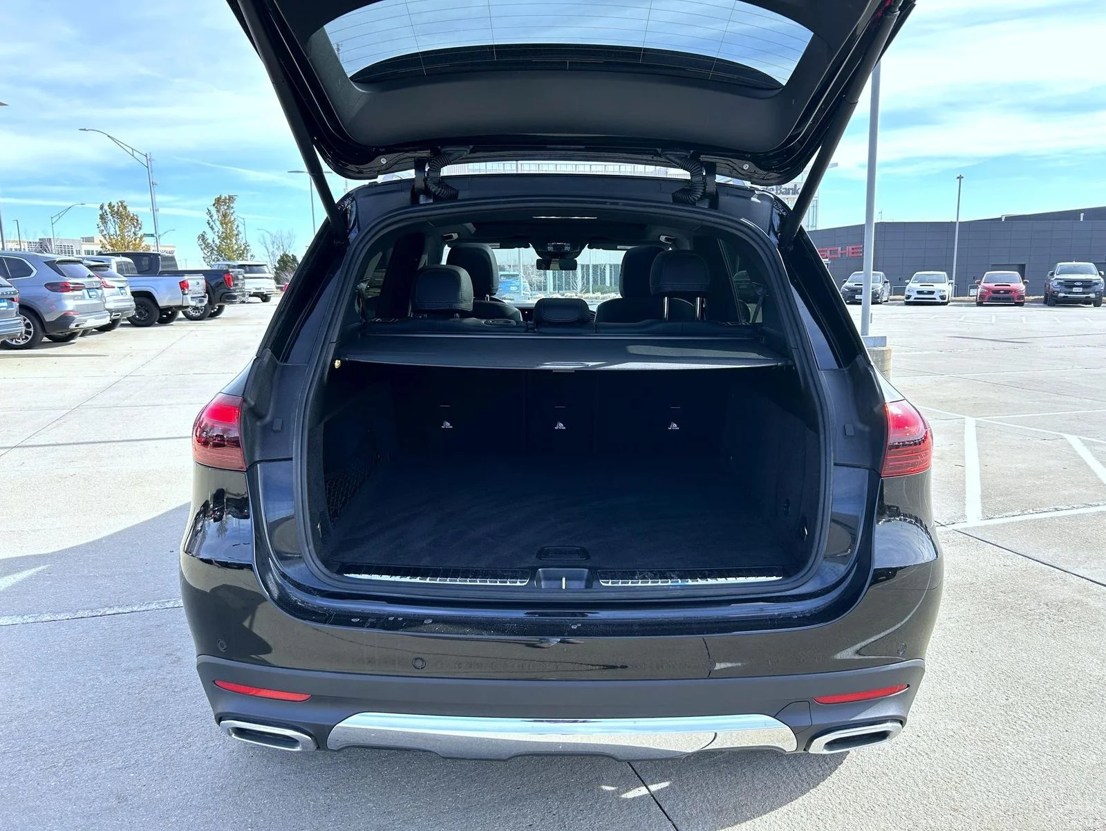 Used 2025 Black Mercedes-Benz GLE 350 image 21