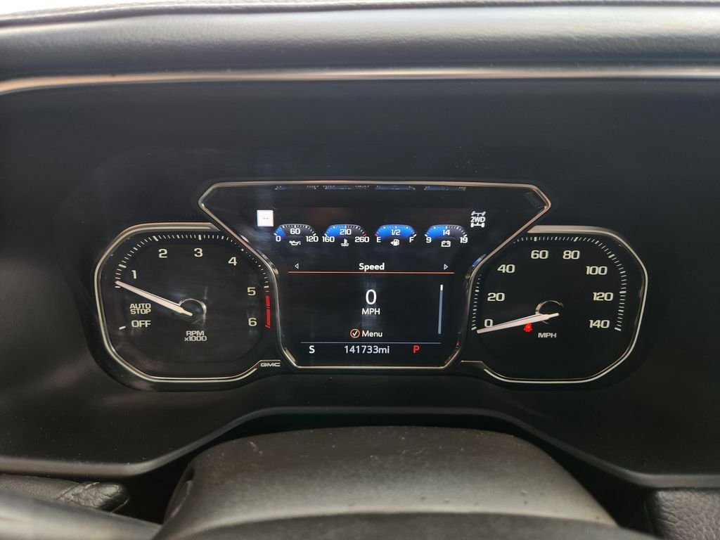 Used 2021 White Frost Tricoat GMC Denali image 16