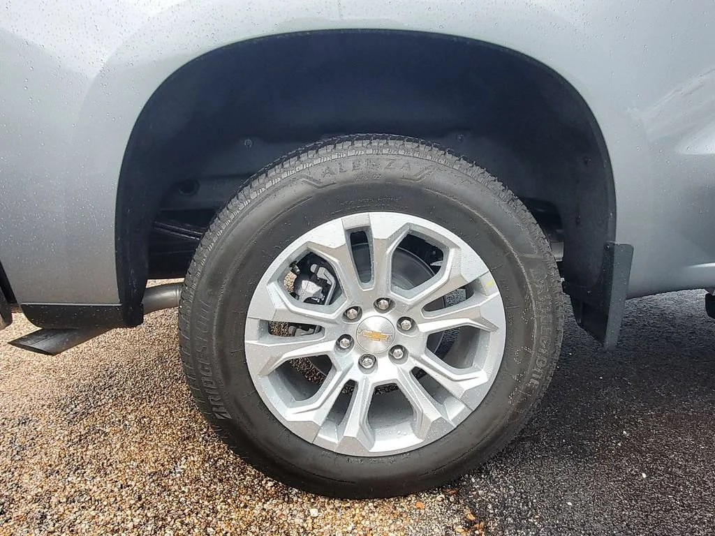 New 2026 Sterling Gray Metallic Chevrolet LTZ image 40