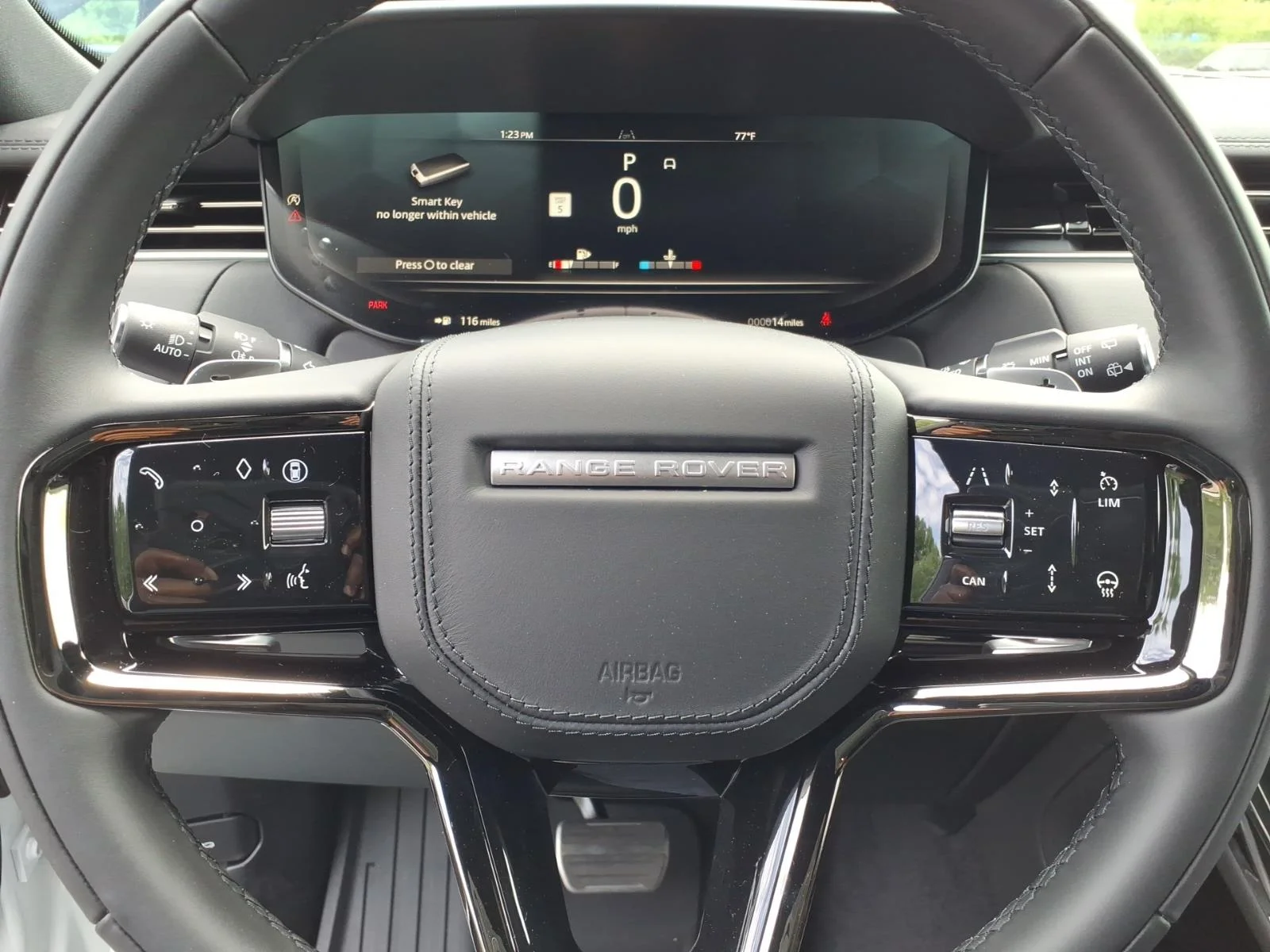 New 2026 Fuji White Land Rover Dynamic SE image 11