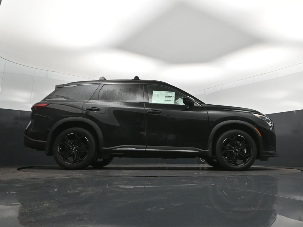 New 2027 Black INFINITI LUXE image 39