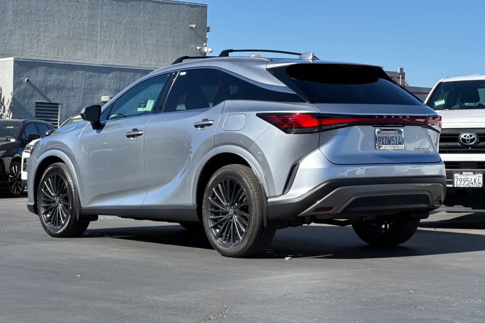 Certified Used 2026 Iridium Lexus Premium image 7