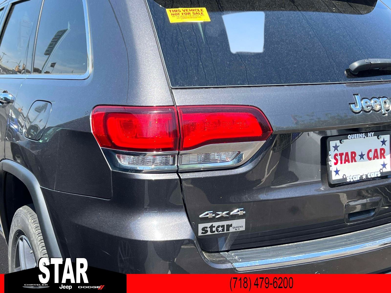 Used 2021 Granite Crystal Metallic Clearcoat Jeep Limited image 12