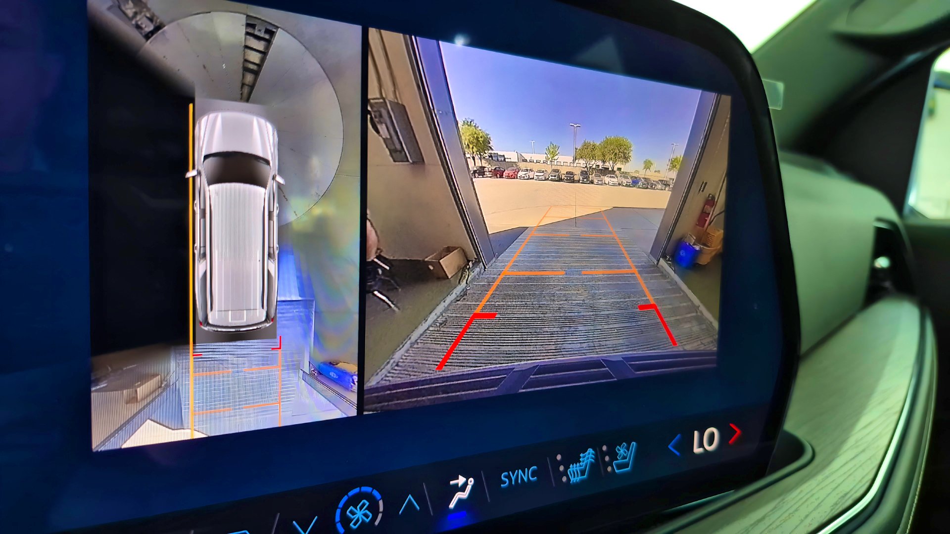 2026 Chevrolet Suburban Premier - Photo 16