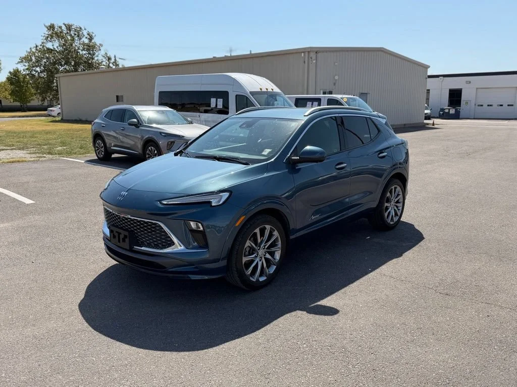 2024 Buick Encore GX Avenir - Photo 8