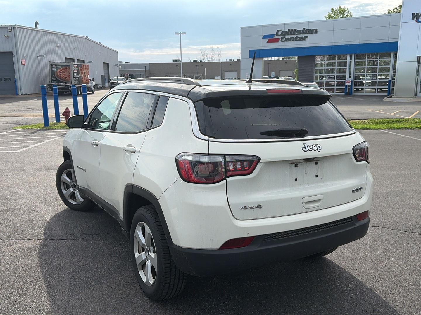 Used 2018 White Clearcoat Jeep Latitude image 4