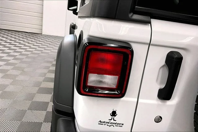Used 2022 Bright White Clearcoat Jeep Unlimited Willys image 34