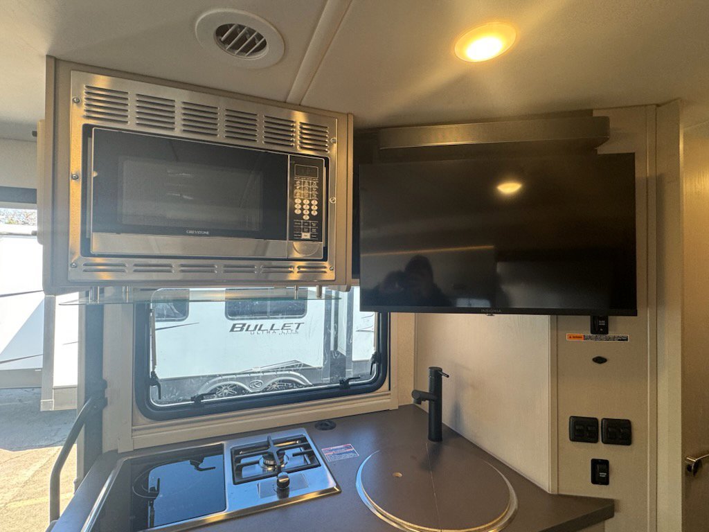New 2027 Beige Winnebago 24R image 18