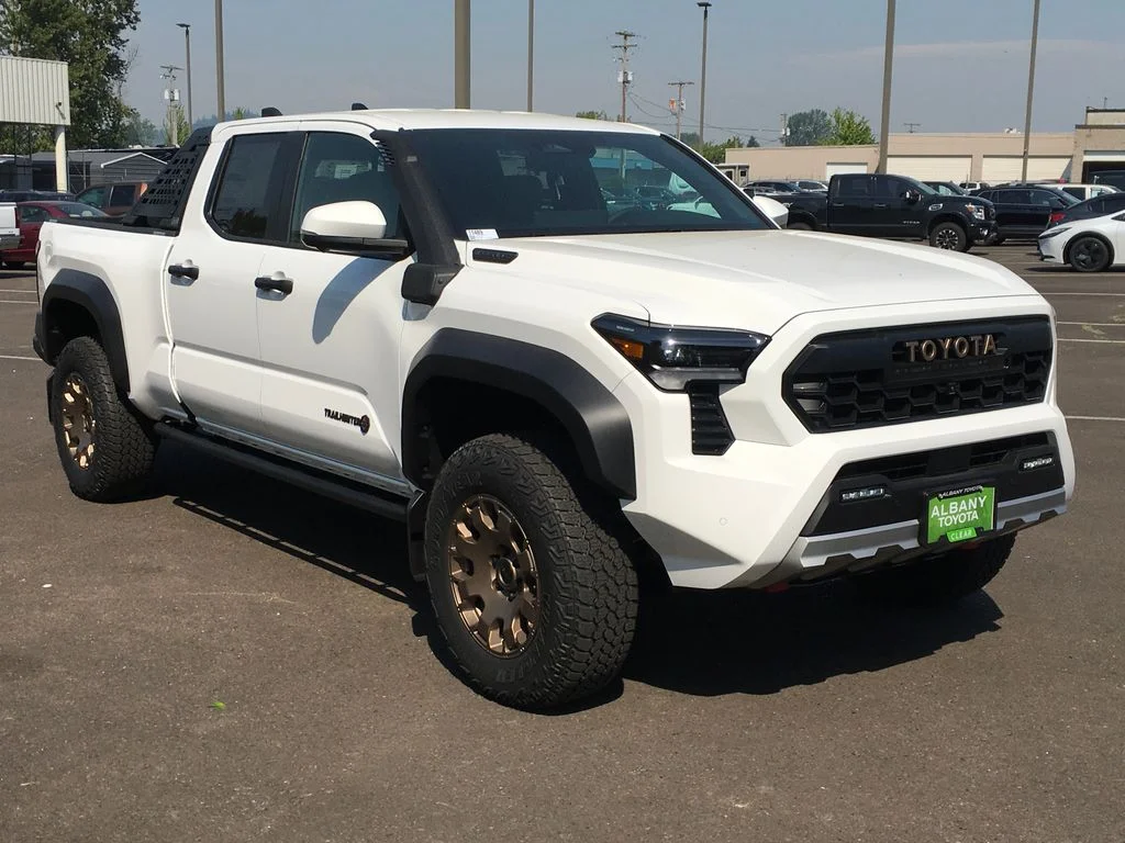 New 2026 Ice Cap Toyota Trailhunter image 11