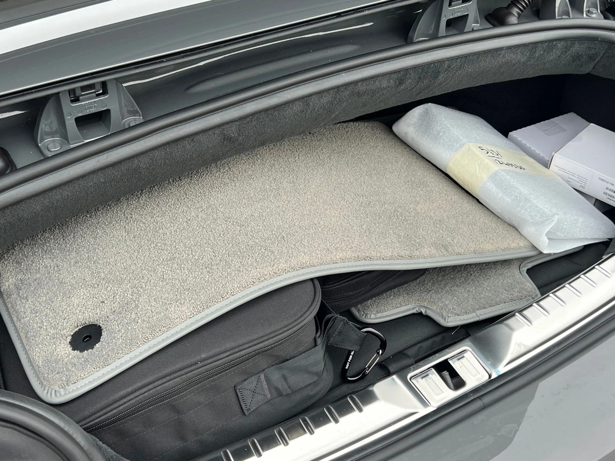 New 2026 Gray Bentley  image 21