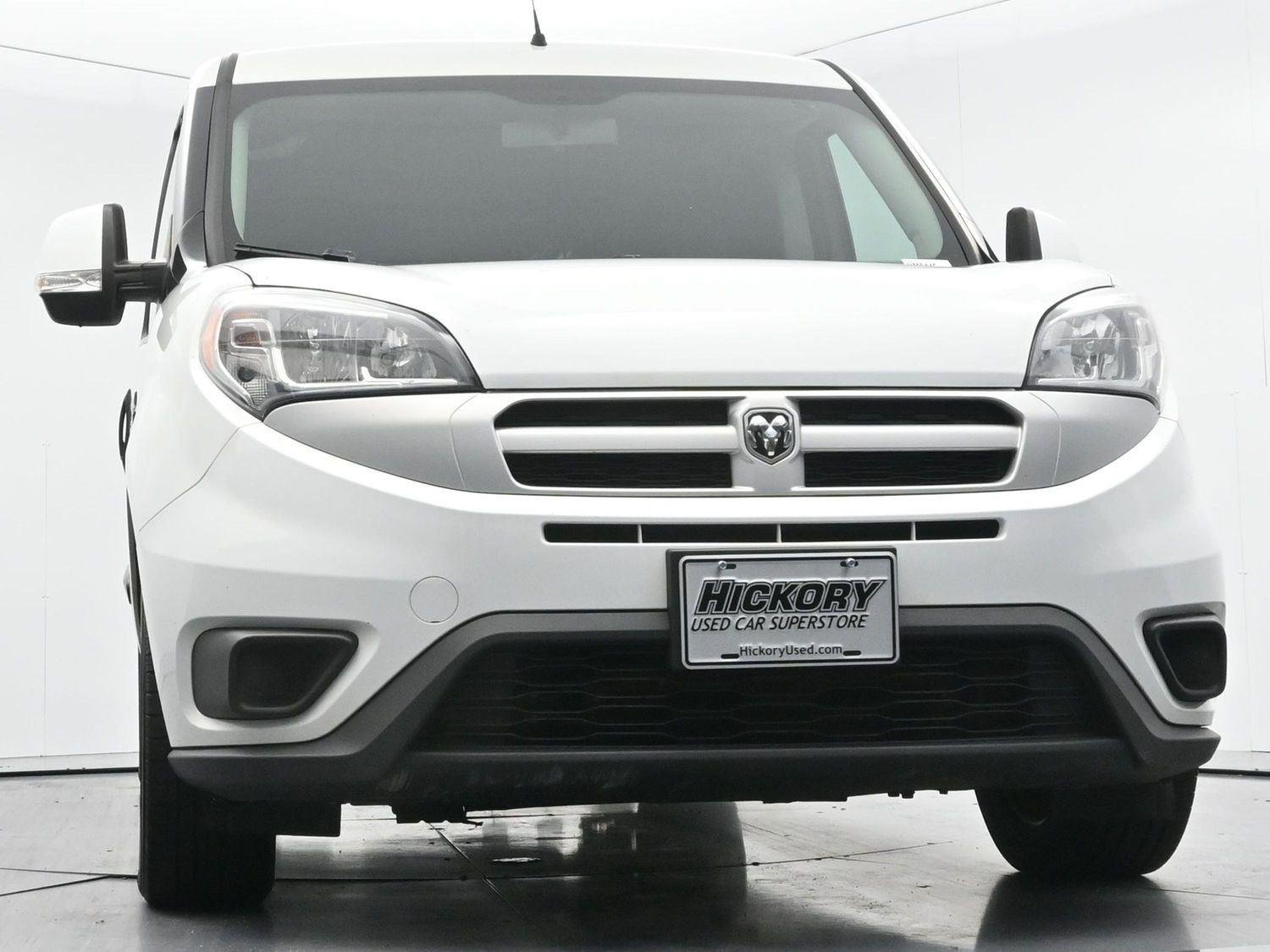 Used 2018 Bright White Ram Tradesman SLT image 43