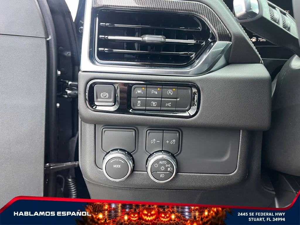 New 2026 Onyx Black GMC Elevation image 25
