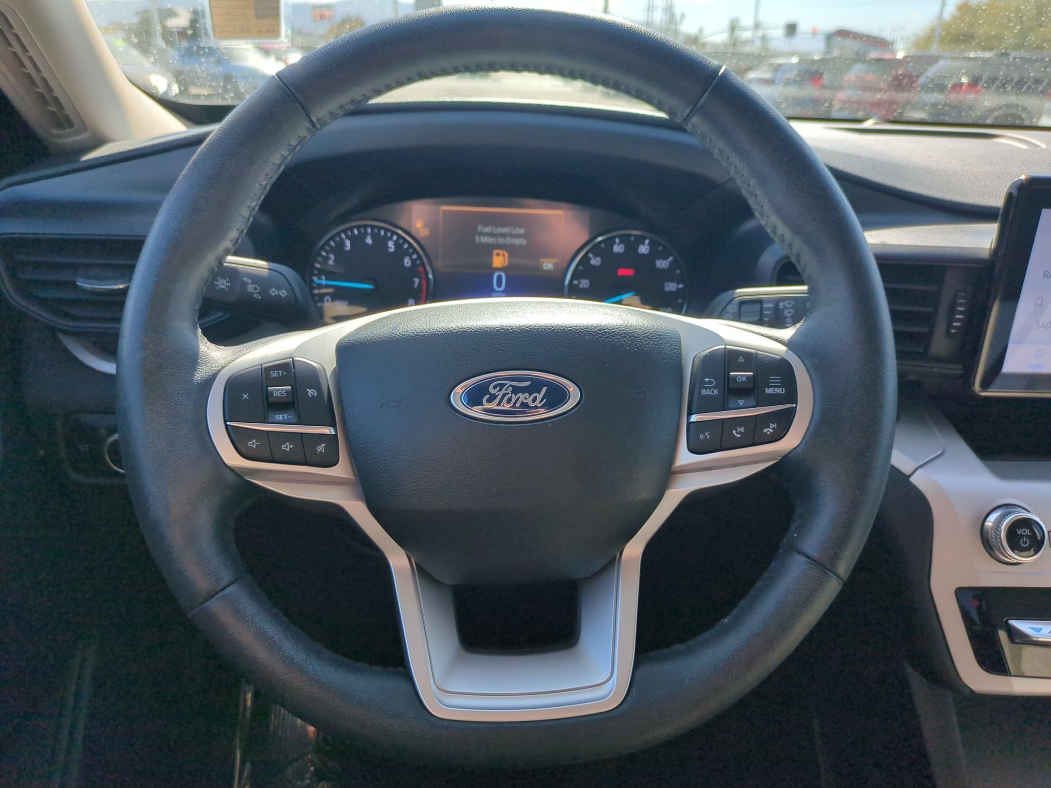 Used 2023 Gray Metallic Ford XLT image 16