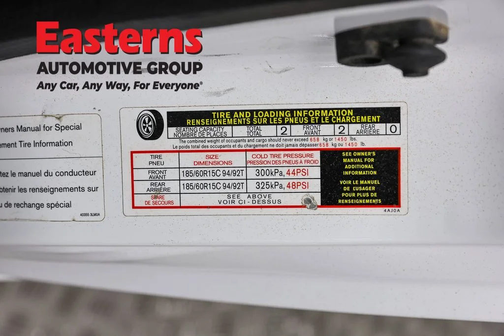Used 2021 White Nissan SV image 33