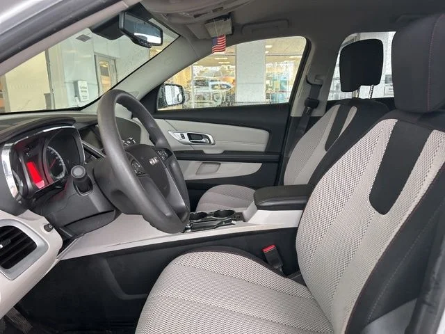 Used 2017 Silver GMC SLE-1 image 12