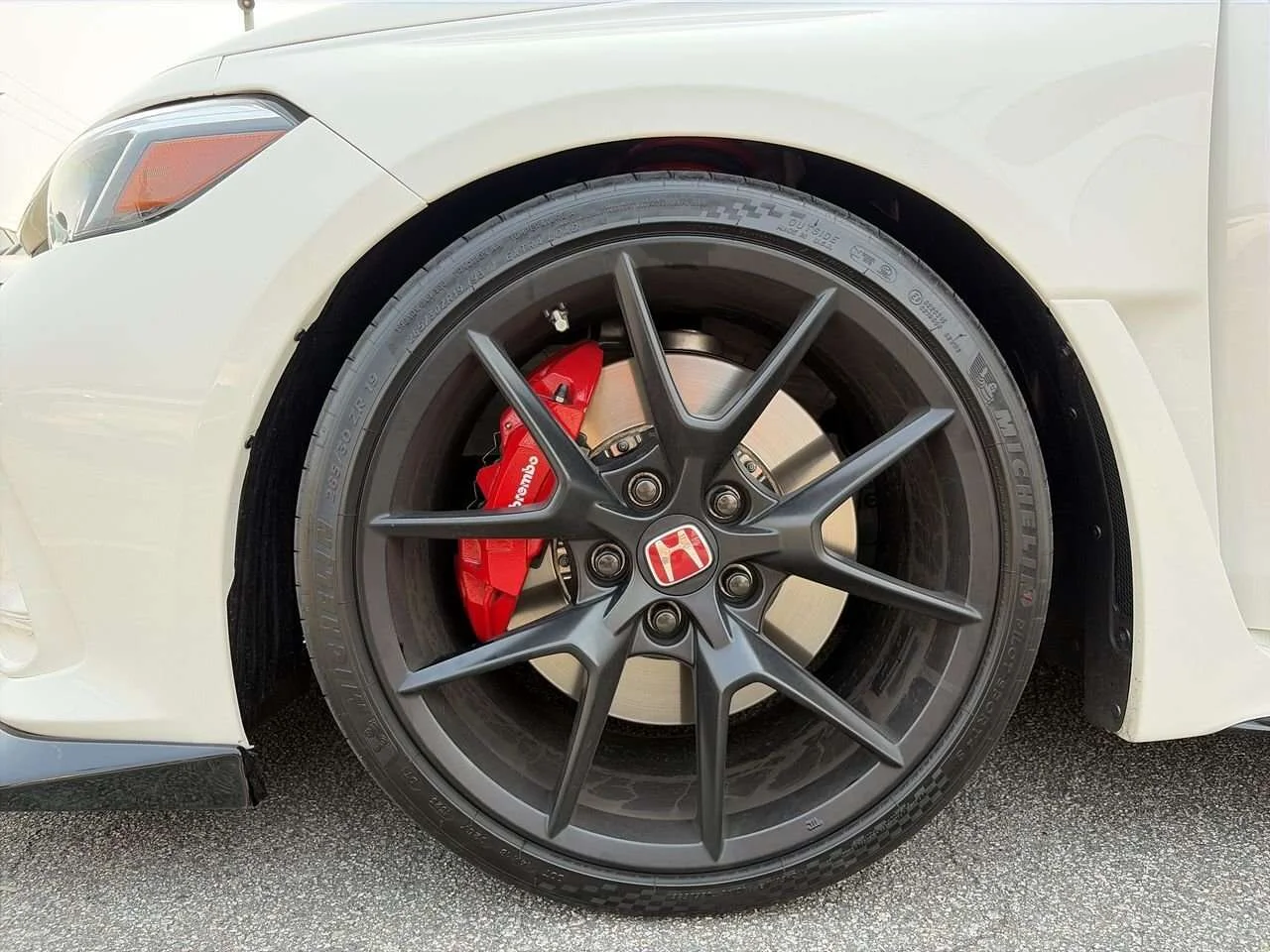 Used 2024 Championship White Honda Type R Certified Pre-Owned   No Accident   Honda P image 18