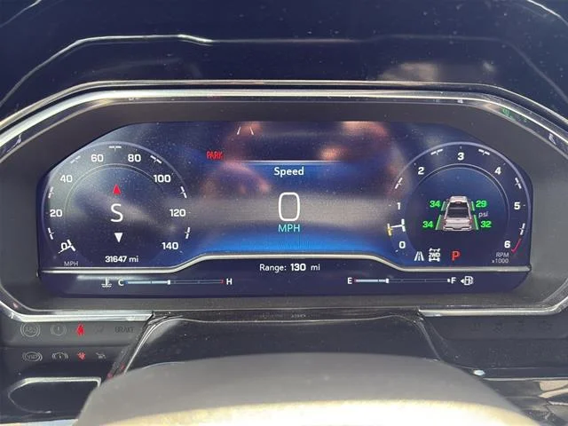 Used 2025 Summit White Chevrolet LT image 17