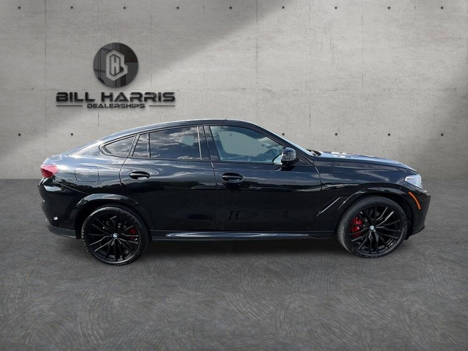Used 2023 Black BMW M50i image 4