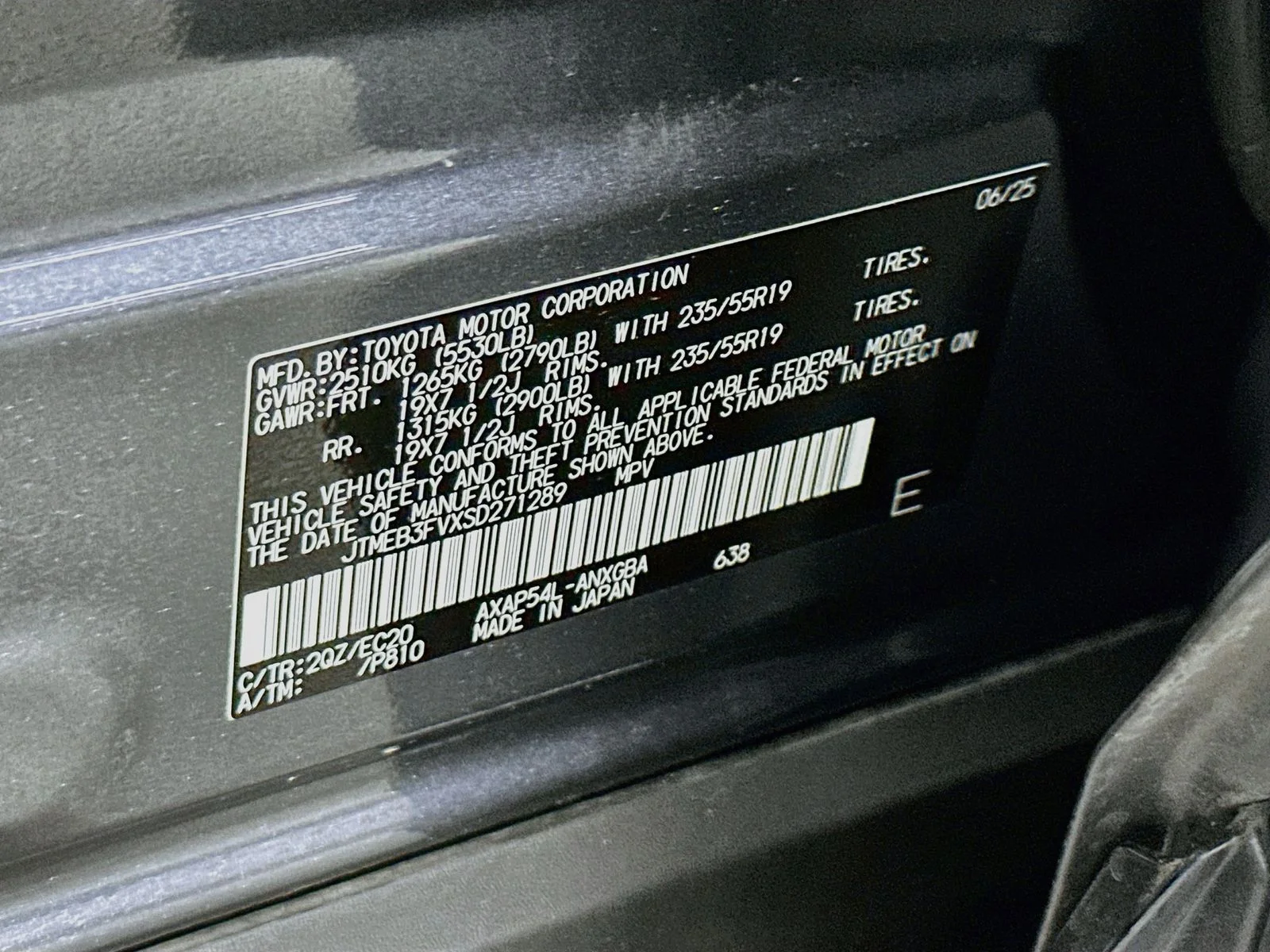 Used 2025 Midnight Black Metallic Toyota XSE image 34