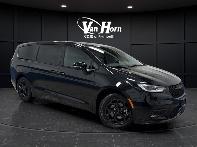 2023 Chrysler Pacifica Hybrid Limited