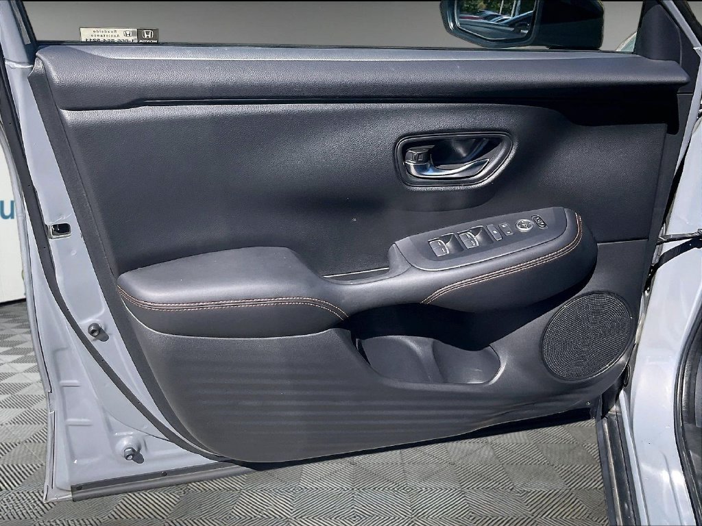 Used 2025 Gray Honda Sport image 9