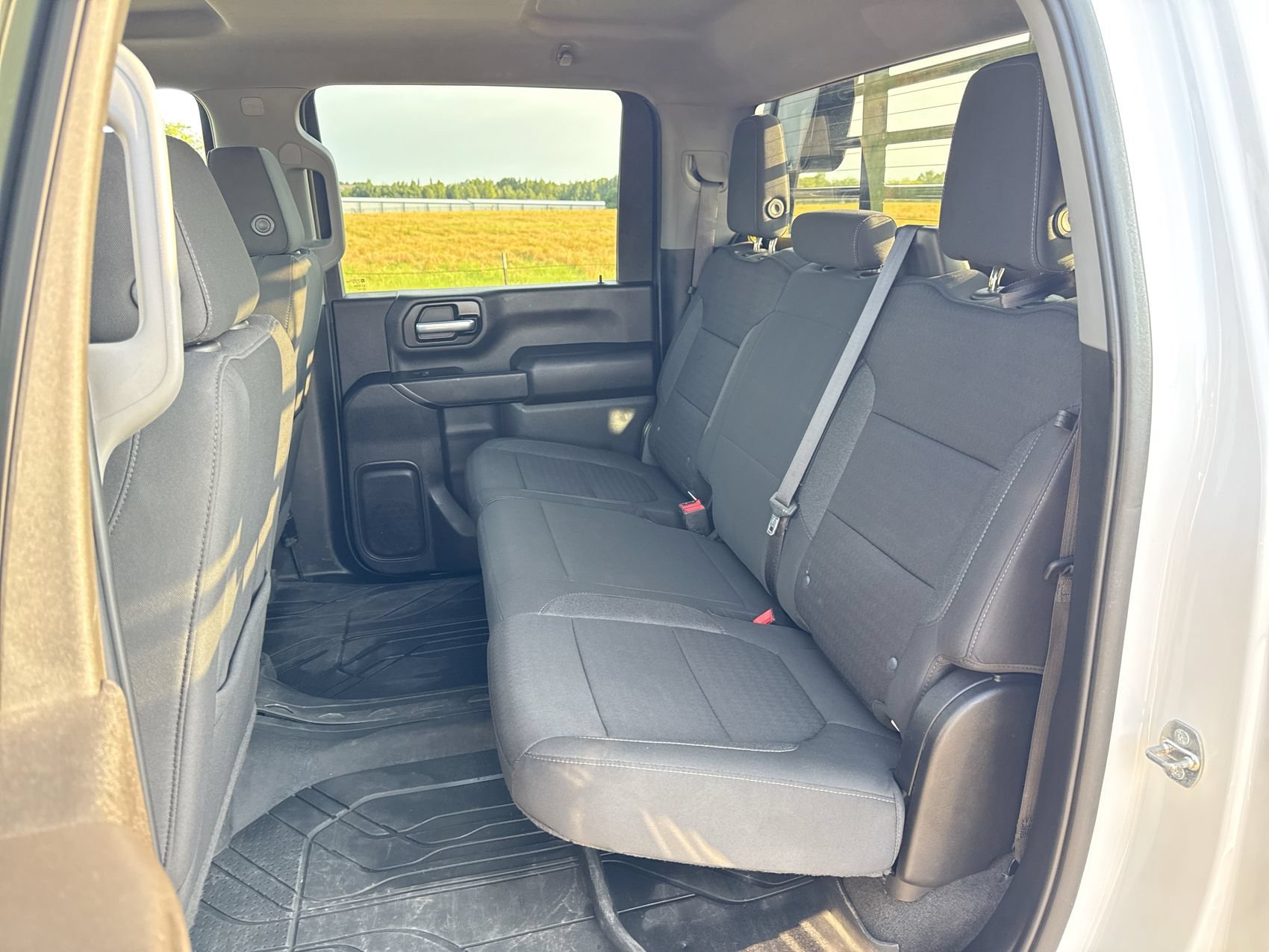 Used 2022 Summit White Chevrolet LT image 19