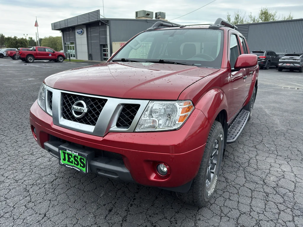 2019 Nissan Frontier 4.0 PRO-4X Crew Cab 4X4 AT's photo