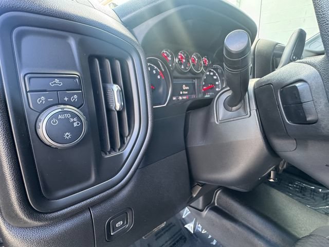 Used 2022 Black Chevrolet Custom image 6