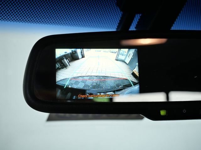 Used 2013 Black Toyota Base image 27