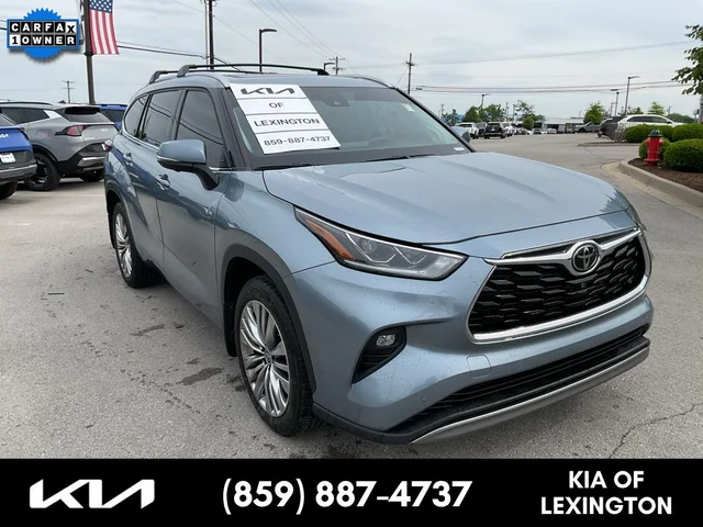 2023 Toyota Highlander Platinum