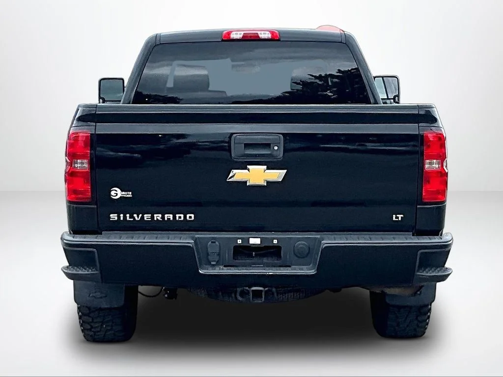 Used 2018 Black Chevrolet LT image 5