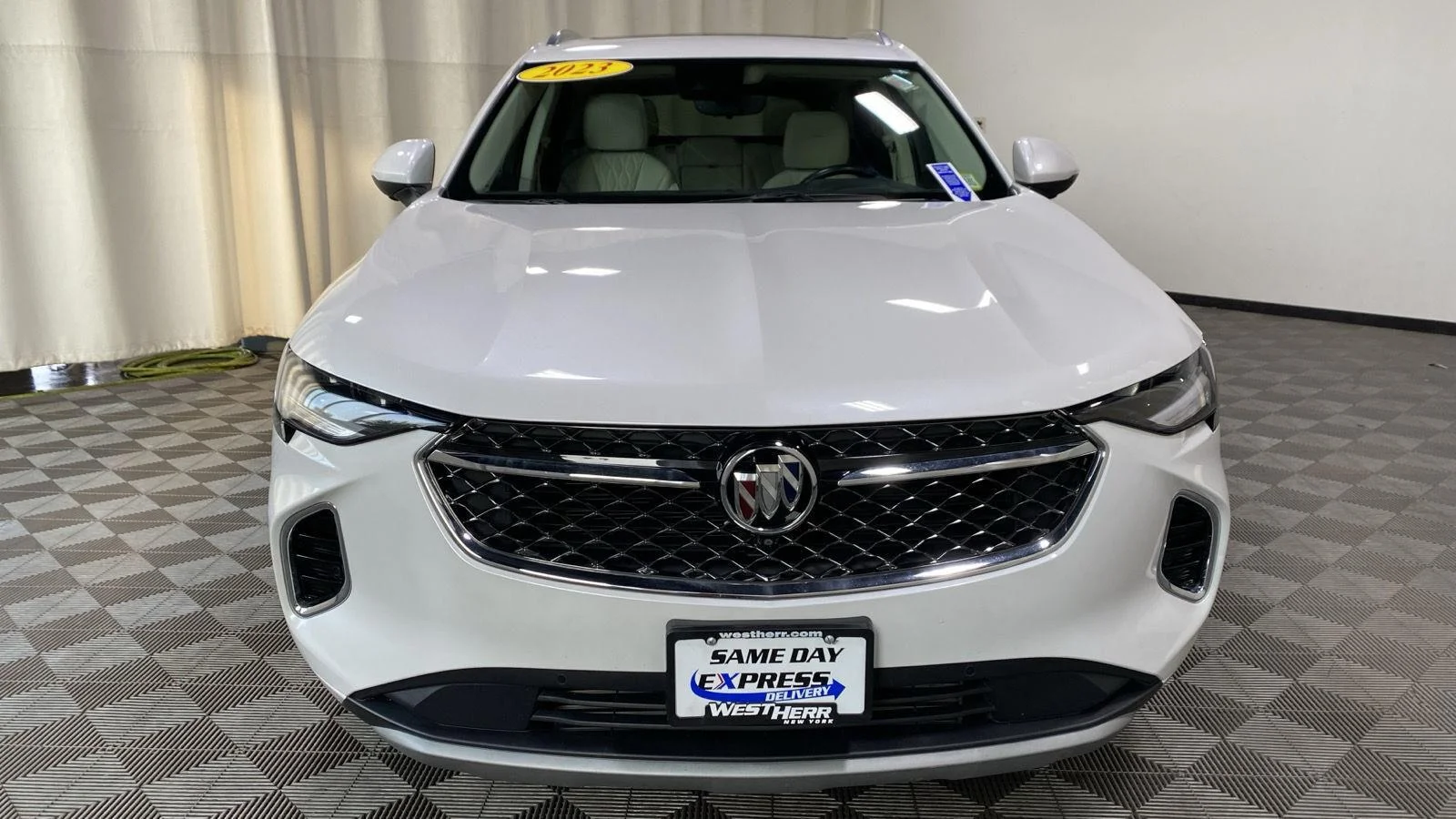 Used 2023 White Frost Tricoat Buick Avenir image 5